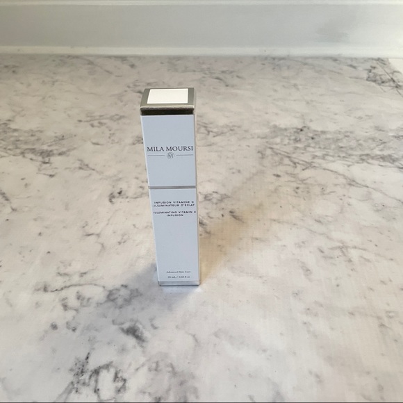 Mila Moursi Illuminating Vitamin C Infusion - Picture 2 of 6